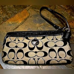 Coach Signature Black and Tan Wristlet